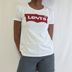 Levi's Batwing Perfect Graphic Logo T-shirt